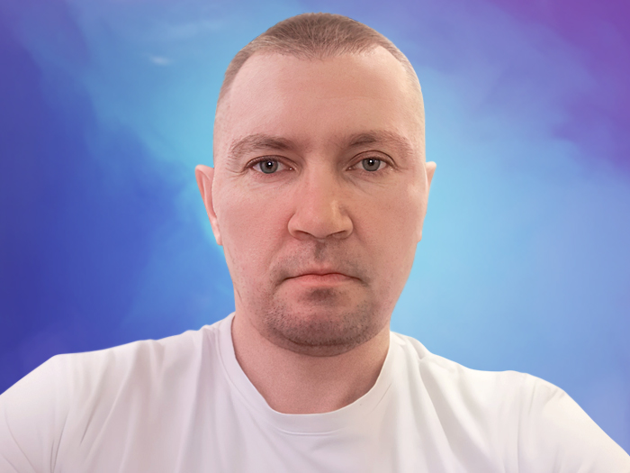 Станислав Дюжев