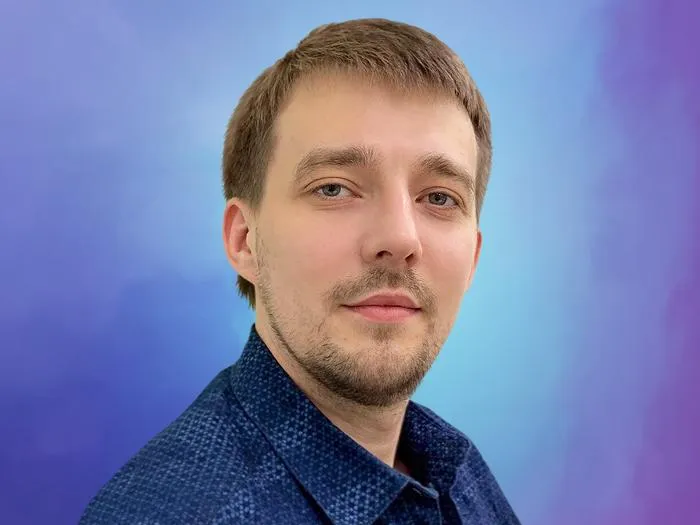 Алекс Сирес