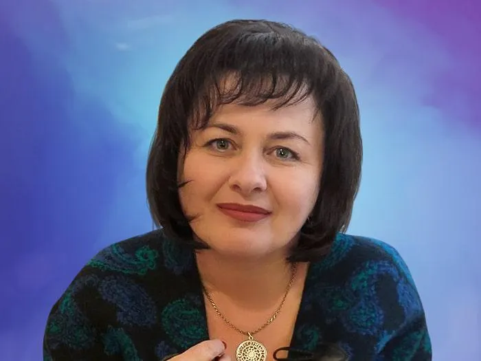 Алена Тейваз