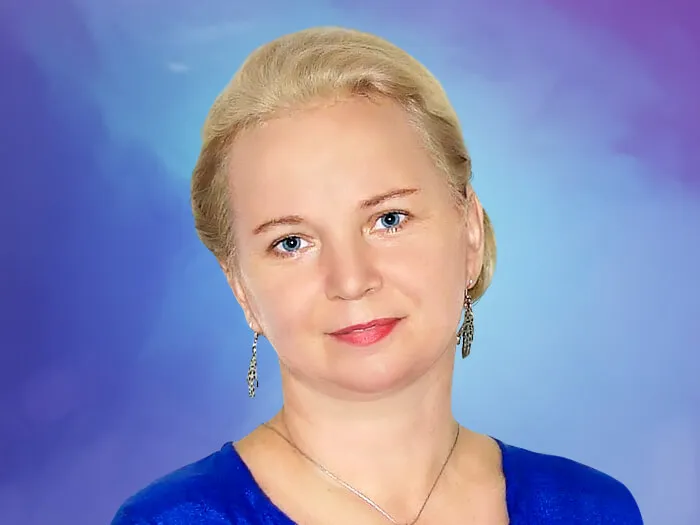 Надежда Светоч