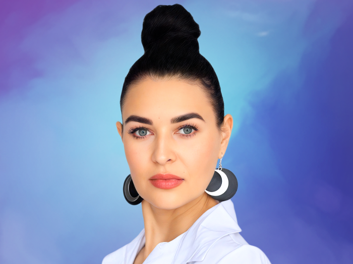 Тора Каренос