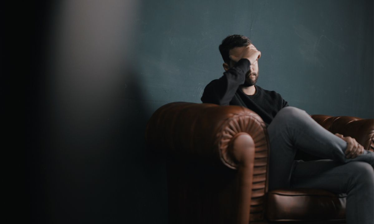 Он охладел. У него есть другая?