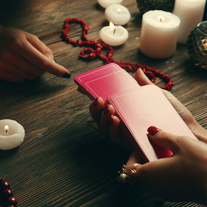 Подробная диагностика личной жизни на картах Таро